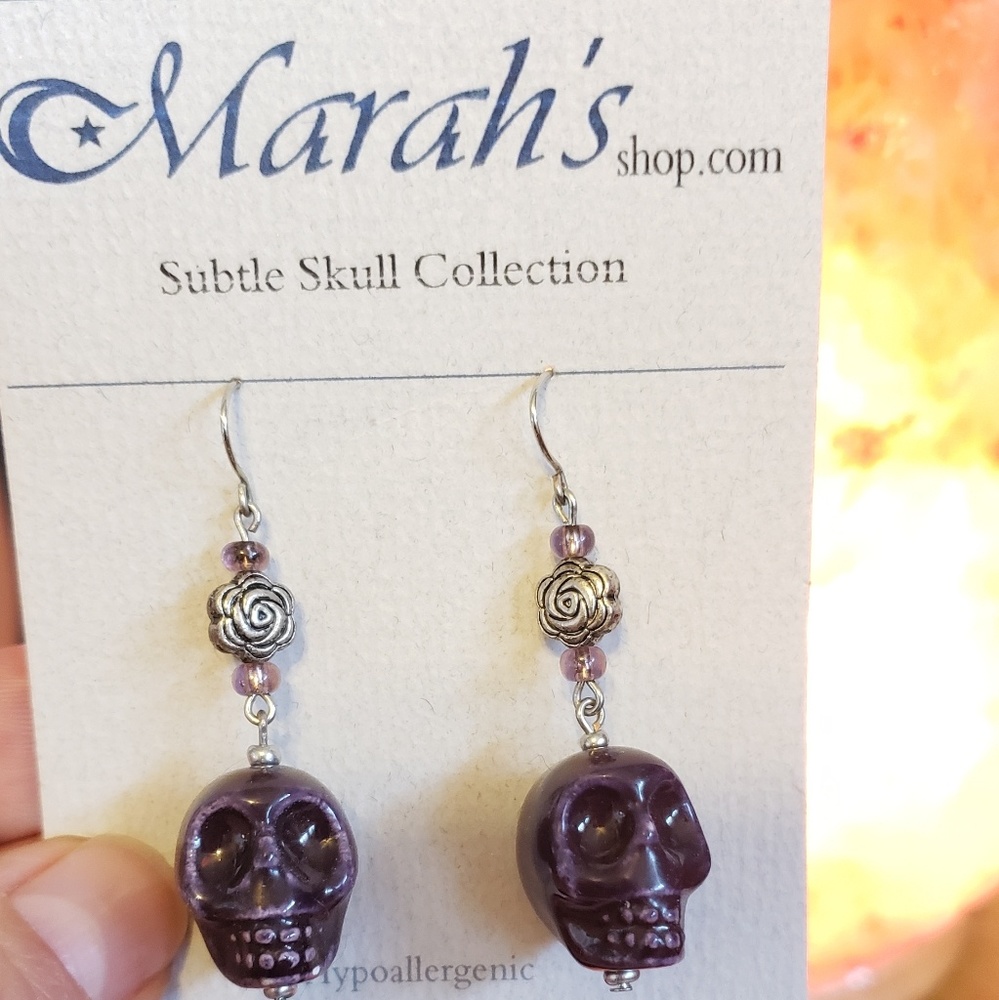 Skull earrings